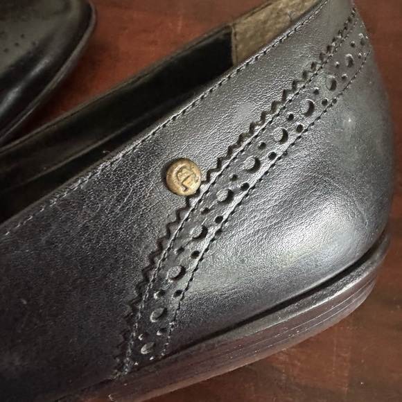 Etienne Aigner Black Oxford Shoes with Brogue Detailing, 9N - Picture 3 of 3